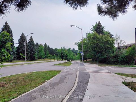 Photo 34 at 13 Mallaby Road, Steeles, Toronto