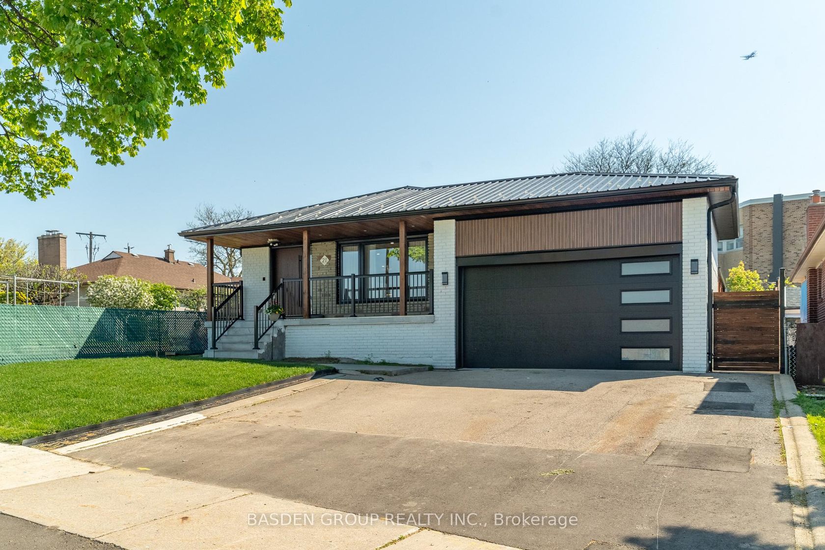 21 Mayberry Road, Jane Heights, Toronto photo 0