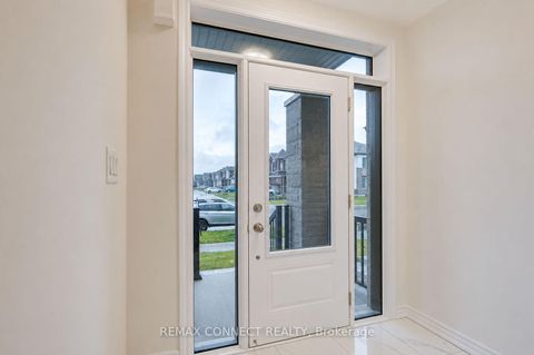 Photo 1 at 146 Nottingham Road N, Rural Barrie Southeast, Barrie