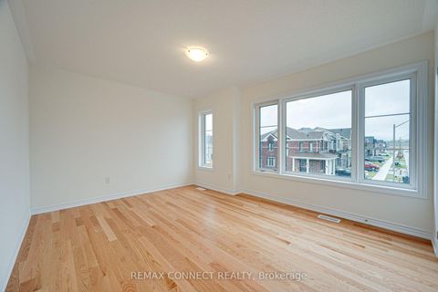 Photo 11 at 146 Nottingham Road N, Rural Barrie Southeast, Barrie