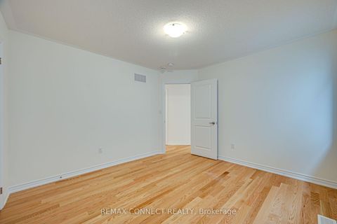 Photo 15 at 146 Nottingham Road N, Rural Barrie Southeast, Barrie