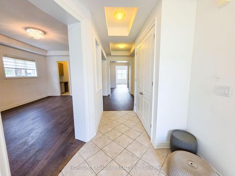 Photo 1 at 525 Elgin Mills Road W, Westbrook, Richmond Hill