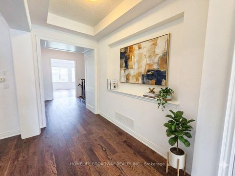 Photo 2 at 525 Elgin Mills Road W, Westbrook, Richmond Hill