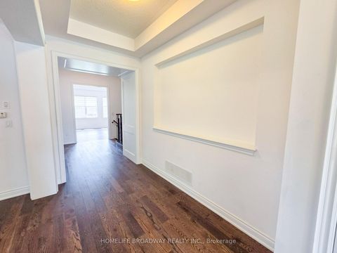Photo 3 at 525 Elgin Mills Road W, Westbrook, Richmond Hill