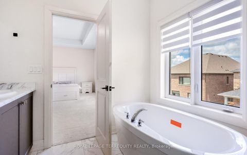 Photo 25 at 242 Factor Street, Kleinburg, Vaughan