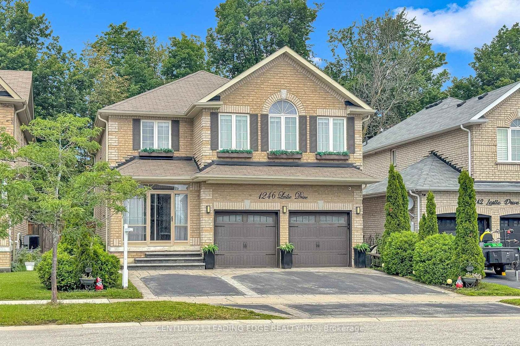 1246 Leslie Drive, Alcona, Innisfil photo number 2