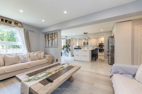 Photo 14 at 2 Hook Court, West Bayfield, Barrie