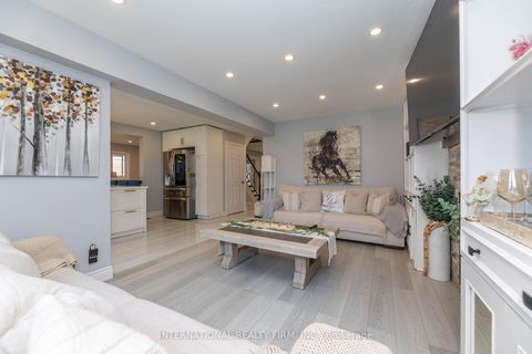 Photo 15 at 2 Hook Court, West Bayfield, Barrie