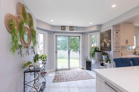 Photo 21 at 2 Hook Court, West Bayfield, Barrie