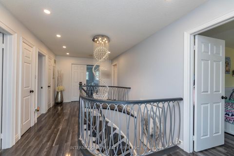 Photo 22 at 2 Hook Court, West Bayfield, Barrie