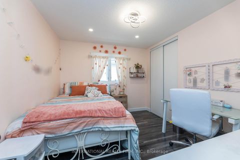 Photo 27 at 2 Hook Court, West Bayfield, Barrie