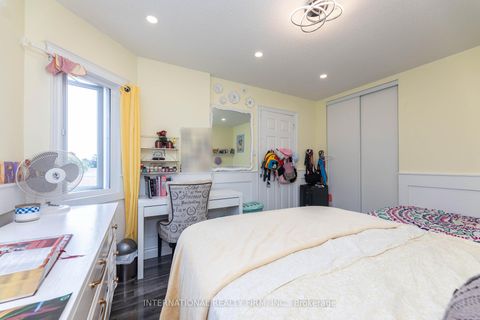 Photo 30 at 2 Hook Court, West Bayfield, Barrie