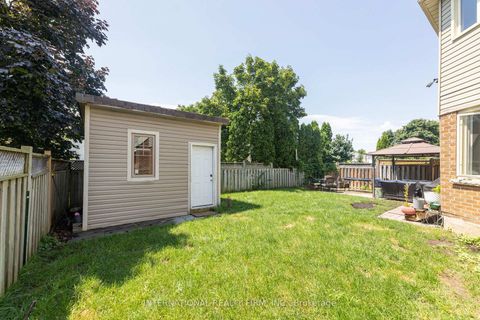 Photo 34 at 2 Hook Court, West Bayfield, Barrie