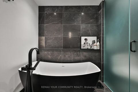 Photo 24 at 208 - 280 Howland Avenue, Annex, Toronto