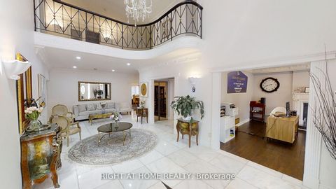 Photo 4 at 31 NORTHGATE Crescent E, Bayview Hill, Richmond Hill