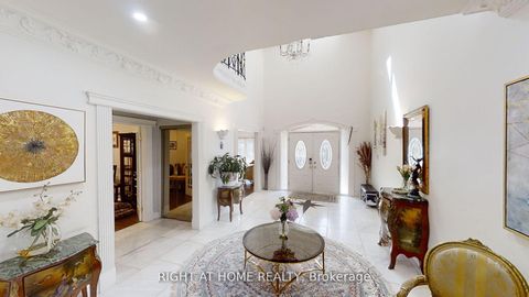 Photo 5 at 31 NORTHGATE Crescent E, Bayview Hill, Richmond Hill