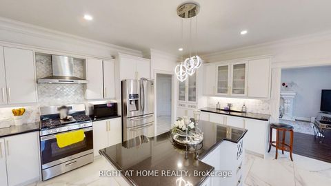 Photo 14 at 31 NORTHGATE Crescent E, Bayview Hill, Richmond Hill