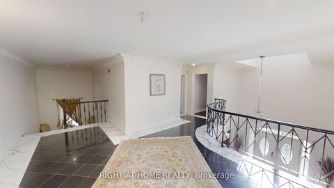 Photo 18 at 31 NORTHGATE Crescent E, Bayview Hill, Richmond Hill
