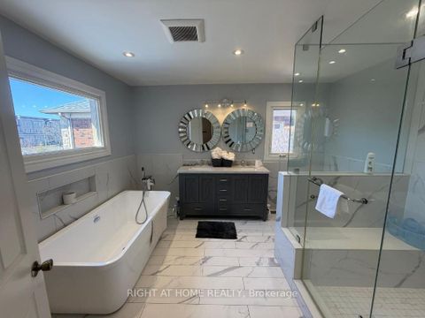 Photo 35 at 31 NORTHGATE Crescent E, Bayview Hill, Richmond Hill