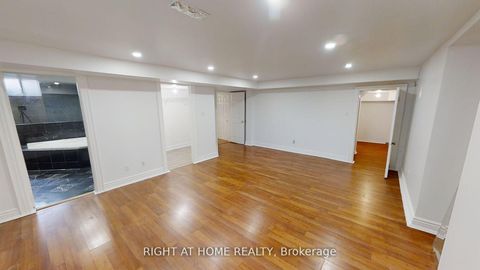 Photo 41 at 31 NORTHGATE Crescent E, Bayview Hill, Richmond Hill
