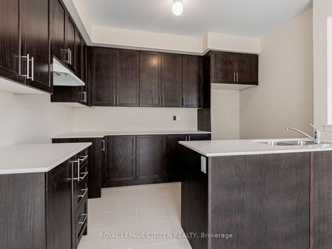 Photo 16 at 2 Wayne Allison Drive, Sutton & Jackson's Point, Georgina