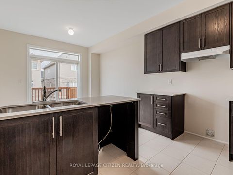 Photo 18 at 2 Wayne Allison Drive, Sutton & Jackson's Point, Georgina