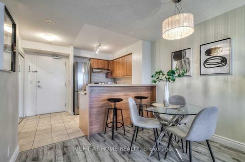 Photo 6 at 2308 - 38 Lee Centre Drive, Woburn, Toronto