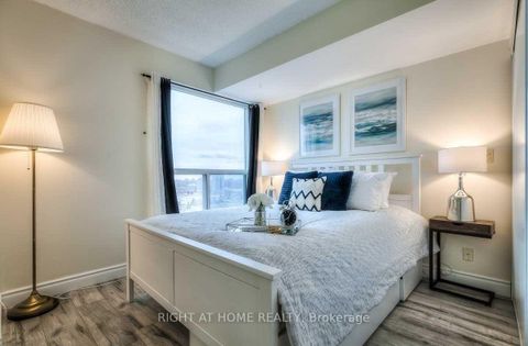 Photo 10 at 2308 - 38 Lee Centre Drive, Woburn, Toronto