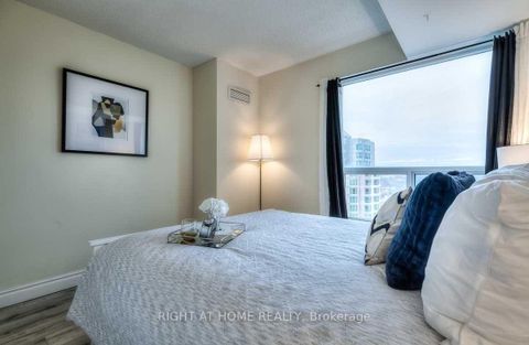 Photo 11 at 2308 - 38 Lee Centre Drive, Woburn, Toronto