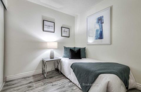 Photo 14 at 2308 - 38 Lee Centre Drive, Woburn, Toronto