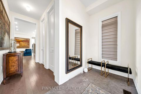 Photo 4 at 52 Chandos Gate, Kleinburg, Vaughan