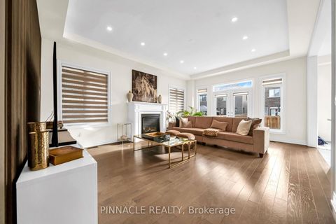 Photo 11 at 52 Chandos Gate, Kleinburg, Vaughan