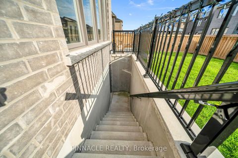 Photo 45 at 52 Chandos Gate, Kleinburg, Vaughan