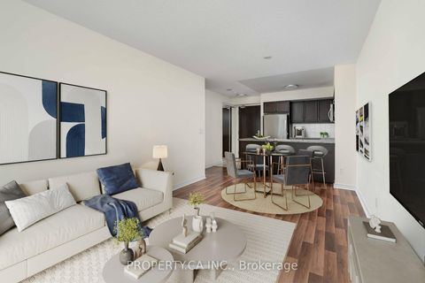 Photo 3 at 803 - 25 Lower Simcoe Street, Waterfront Communities C1, Toronto