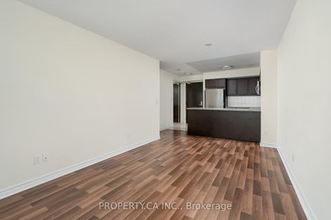Photo 19 at 803 - 25 Lower Simcoe Street, Waterfront Communities C1, Toronto