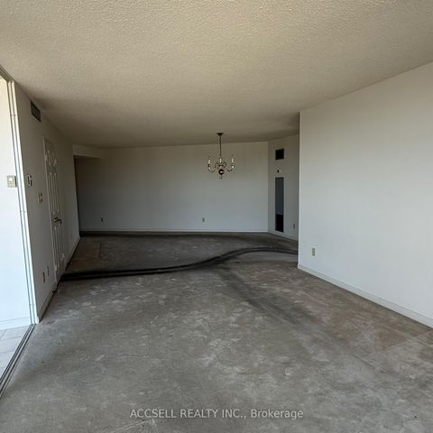 Photo 13 at 305 - 85 Skymark Drive, Hillcrest Village, Toronto
