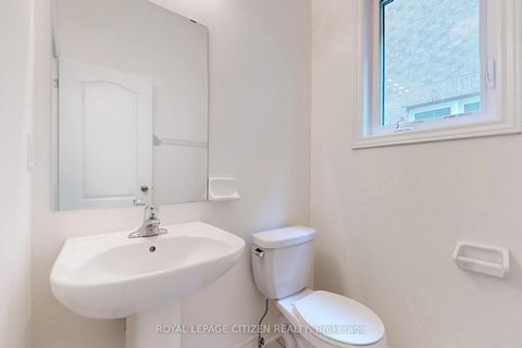 Photo 17 at 123 Cliff Thompson Crescent, Sutton & Jackson's Point, Georgina