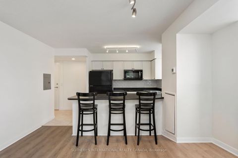 Photo 5 at 408 - 311 Richmond Street, Moss Park, Toronto