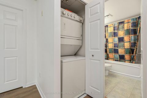 Photo 9 at 408 - 311 Richmond Street, Moss Park, Toronto