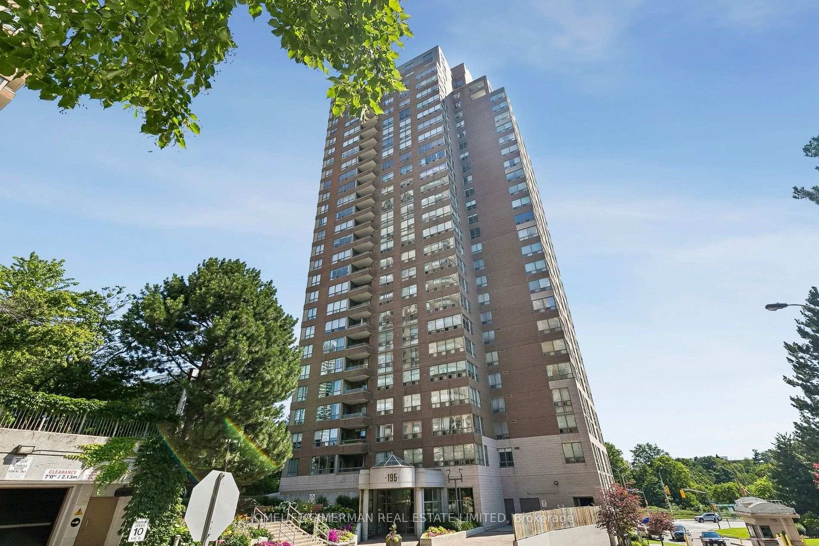 1207 - 195 Wynford Drive, Flemingdon Park, Toronto photo 6