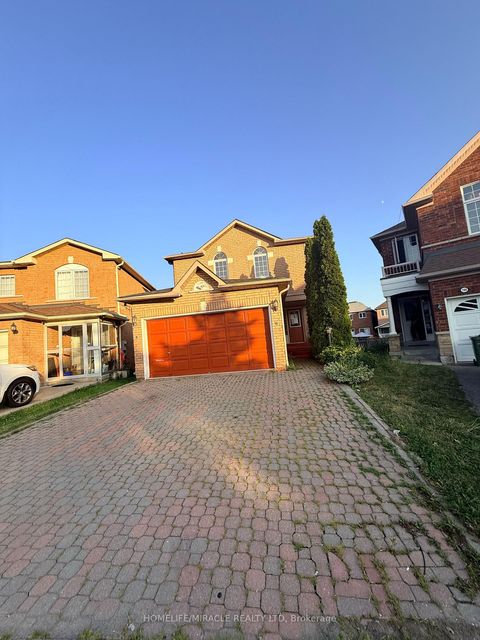 Photo 1 at 102 Misty Hills Trail, Rouge E11, Toronto