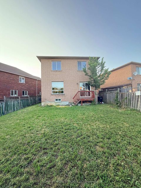 Photo 4 at 102 Misty Hills Trail, Rouge E11, Toronto
