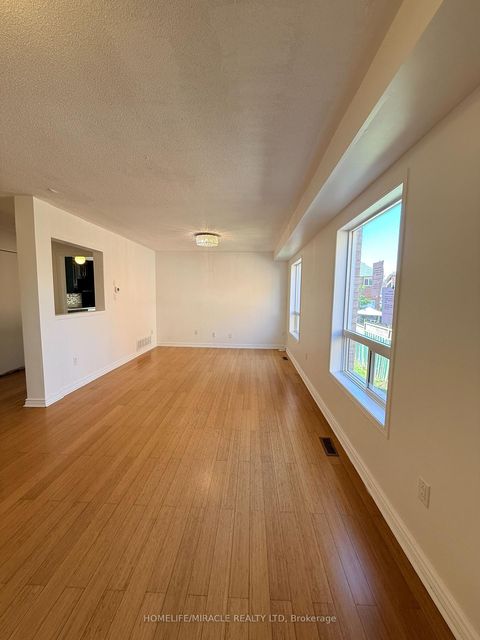 Photo 6 at 102 Misty Hills Trail, Rouge E11, Toronto