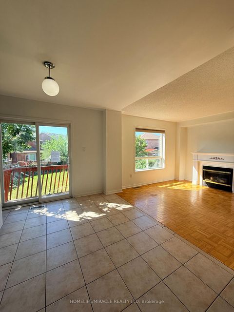 Photo 10 at 102 Misty Hills Trail, Rouge E11, Toronto