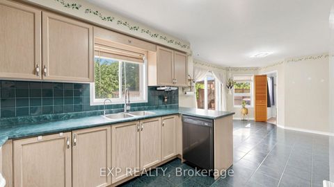 Photo 15 at 343 Cundles Road W, Northwest, Barrie