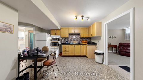 Photo 28 at 343 Cundles Road W, Northwest, Barrie