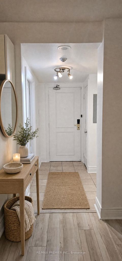 Photo 3 at 307 - 2737 Keele Street, CFB, Toronto