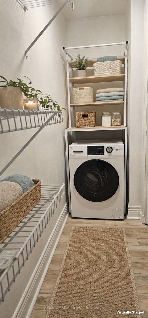 Photo 8 at 307 - 2737 Keele Street, CFB, Toronto