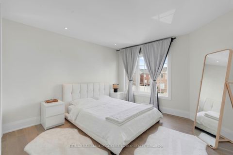 Photo 18 at 61 Strathgreen Lane, Keswick South, Georgina