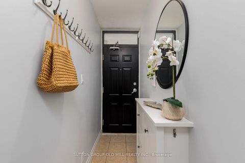 Photo 7 at 809 - 46 Western Battery Road, Niagara, Toronto